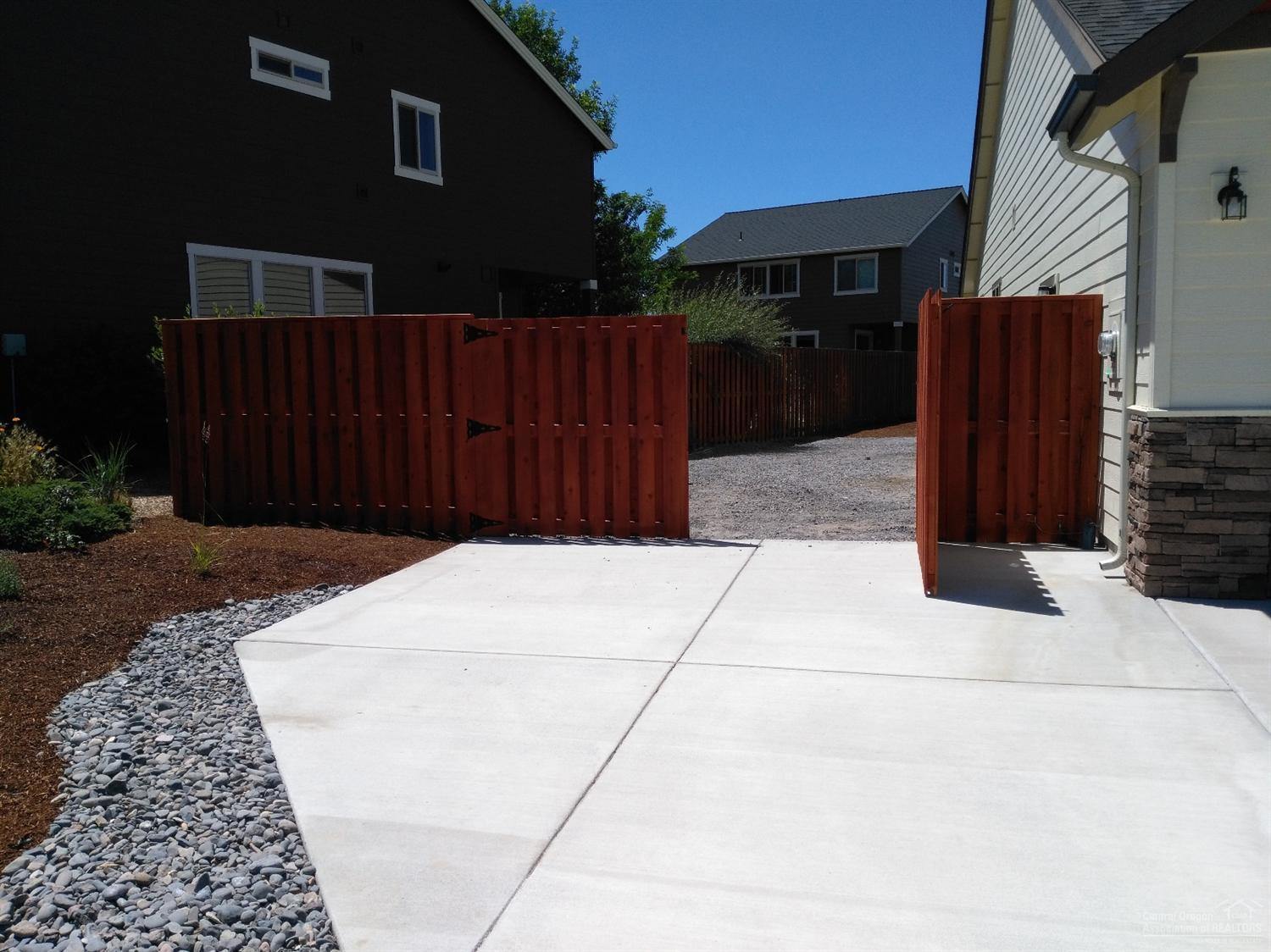 Fieldstone Crossing - Residential