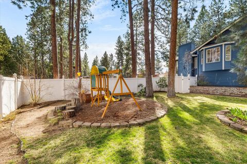 Tiny photo for 19628 Poplar Street, Bend, OR 97702 (MLS # 220217517)