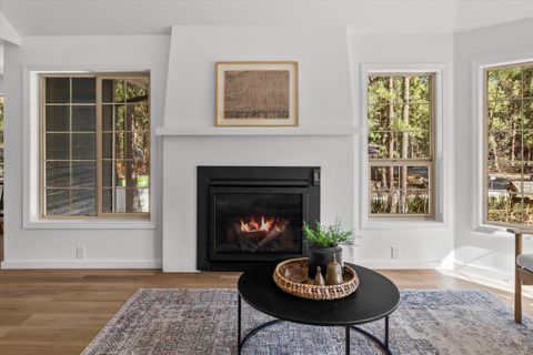 Tiny photo for 19628 Poplar Street, Bend, OR 97702 (MLS # 220217517)