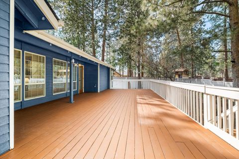 Tiny photo for 19628 Poplar Street, Bend, OR 97702 (MLS # 220217517)