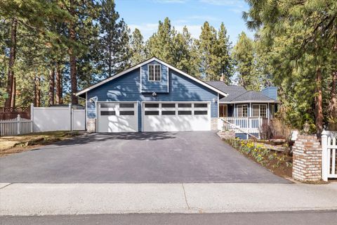 Tiny photo for 19628 Poplar Street, Bend, OR 97702 (MLS # 220217517)