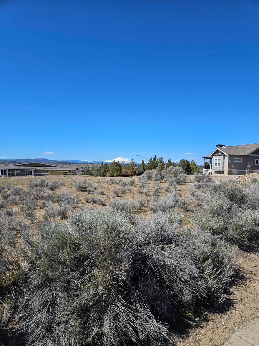 Nice large lot with a fantastic Cascade Mountain view in Yarrow.  The Madras Aquatic Center is only feet away.  Located close to all of the schools, COCC, parks and trails.  This is s great neighborhood ready for your enjoyment.  This lot is priced to sell.  Call your realtor today and don't miss out.