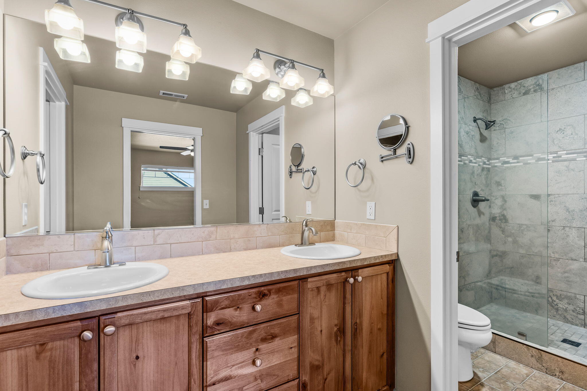 Fieldstone Crossing - Residential