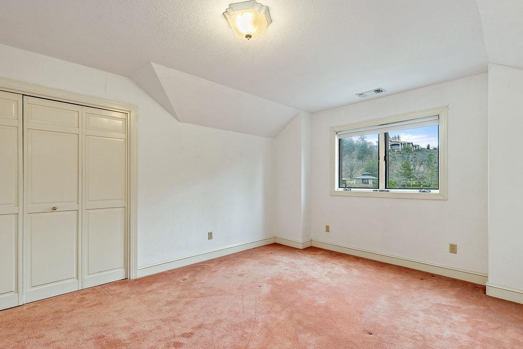 Sun Ridge Estates - Residential