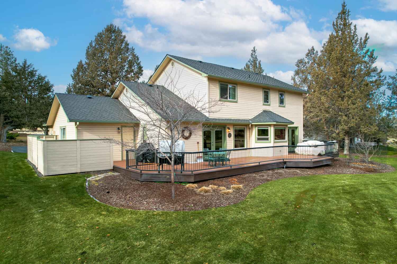 Eagle Crest - Residential