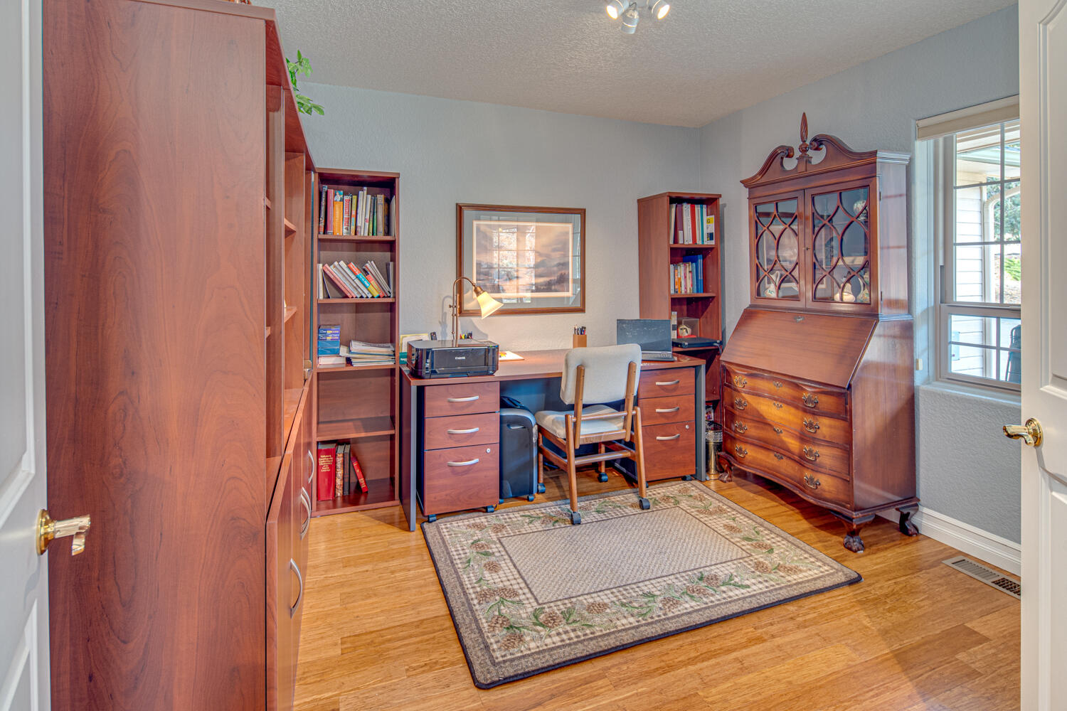 Eagle Crest - Residential