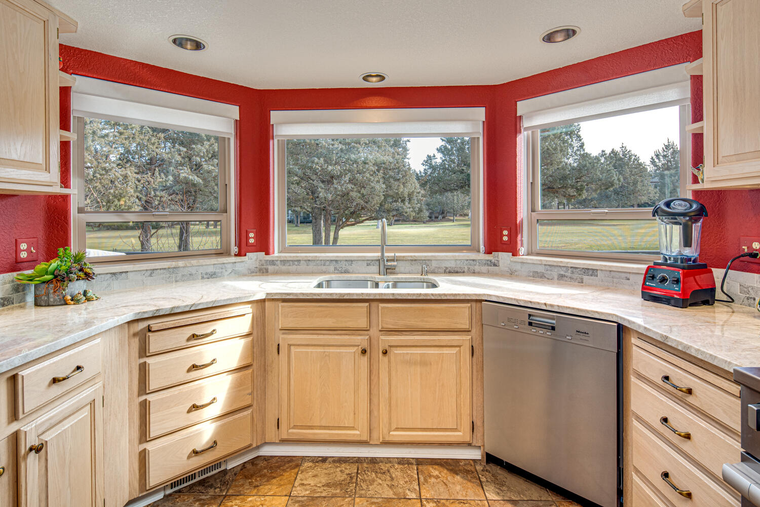 Eagle Crest - Residential