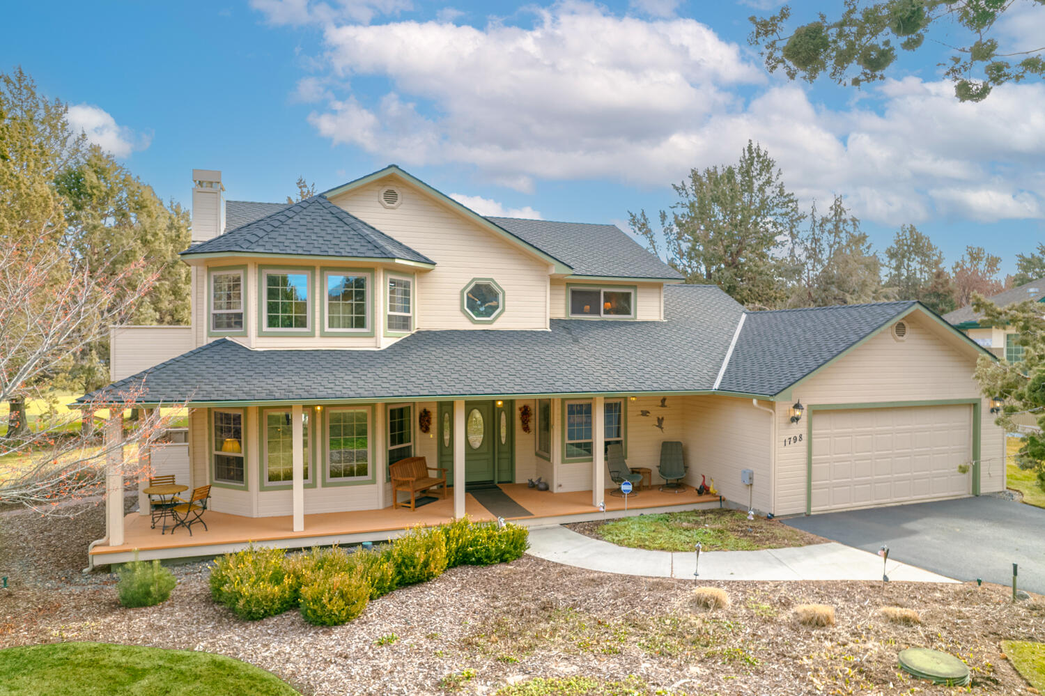 Eagle Crest - Residential