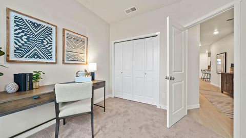 Tiny photo for 21704 SE Stromboli Lane, Bend, OR 97702 (MLS # 220211633)