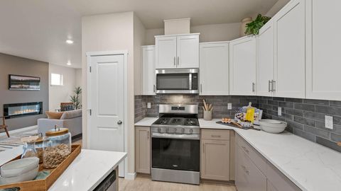 Tiny photo for 21704 SE Stromboli Lane, Bend, OR 97702 (MLS # 220211633)