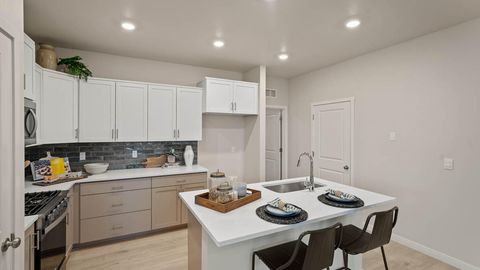 Tiny photo for 21704 SE Stromboli Lane, Bend, OR 97702 (MLS # 220211633)