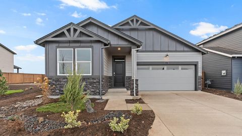 Photo of 21704 SE Stromboli Lane, Bend, OR 97702 (MLS # 220211633)