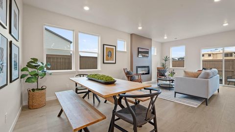 Tiny photo for 21704 SE Stromboli Lane, Bend, OR 97702 (MLS # 220211633)