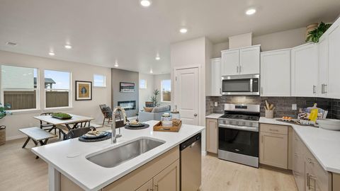 Tiny photo for 21704 SE Stromboli Lane, Bend, OR 97702 (MLS # 220211633)