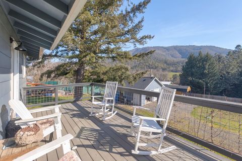 Tiny photo for 621 Sardine Creek Road, Gold Hill, OR 97525 (MLS # 220214999)