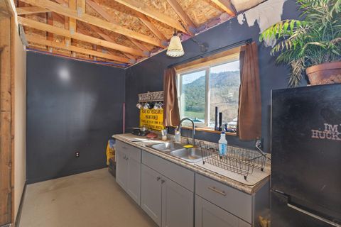 Tiny photo for 621 Sardine Creek Road, Gold Hill, OR 97525 (MLS # 220214999)