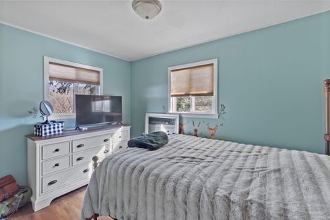 Tiny photo for 621 Sardine Creek Road, Gold Hill, OR 97525 (MLS # 220214999)