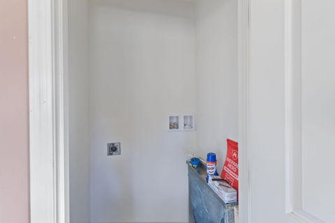 Tiny photo for 621 Sardine Creek Road, Gold Hill, OR 97525 (MLS # 220214999)