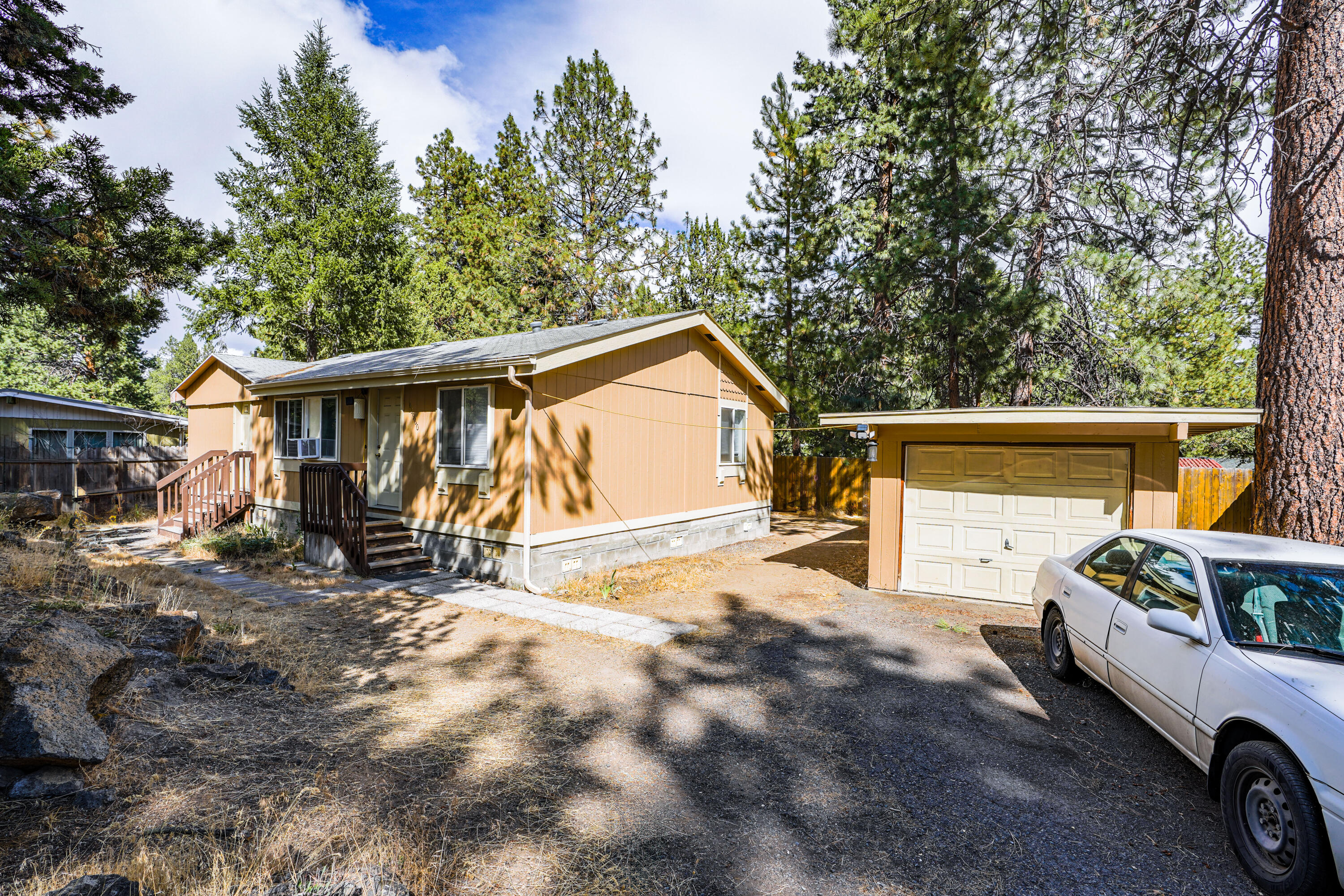 Romaine Village - Residential