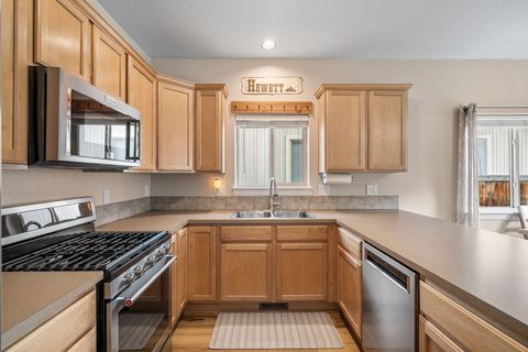 Tiny photo for 2834 SW Indian Place, Redmond, OR 97756 (MLS # 220212231)