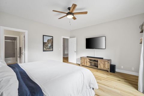 Tiny photo for 2834 SW Indian Place, Redmond, OR 97756 (MLS # 220212231)