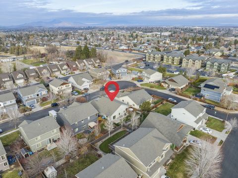 Tiny photo for 2834 SW Indian Place, Redmond, OR 97756 (MLS # 220212231)