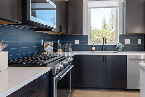 Tiny photo for 1027 W Linda Avenue #Lot 37, Sisters, OR 97759 (MLS # 220213841)