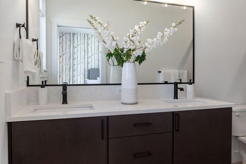 Tiny photo for 1027 W Linda Avenue #Lot 37, Sisters, OR 97759 (MLS # 220213841)