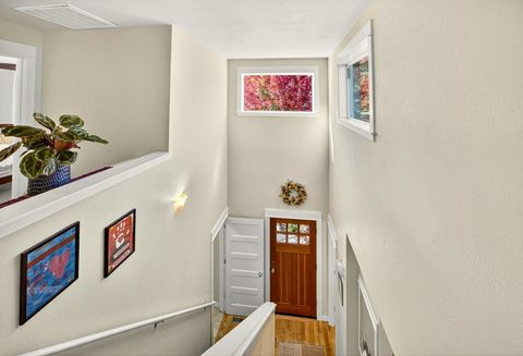 Tiny photo for 169 Wagner Butte Avenue, Talent, OR 97540 (MLS # 220210898)