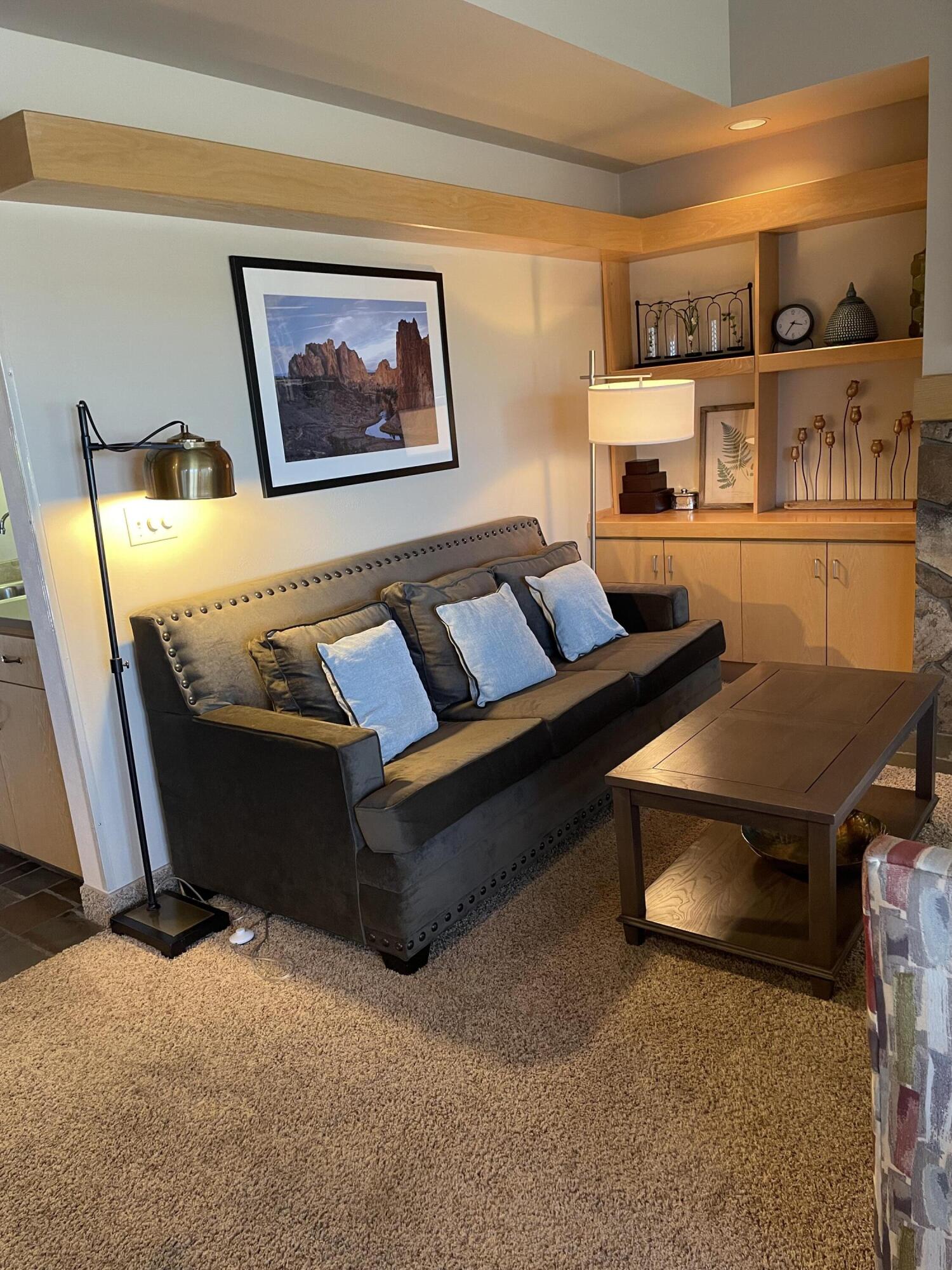 Eagle Crest - Residential