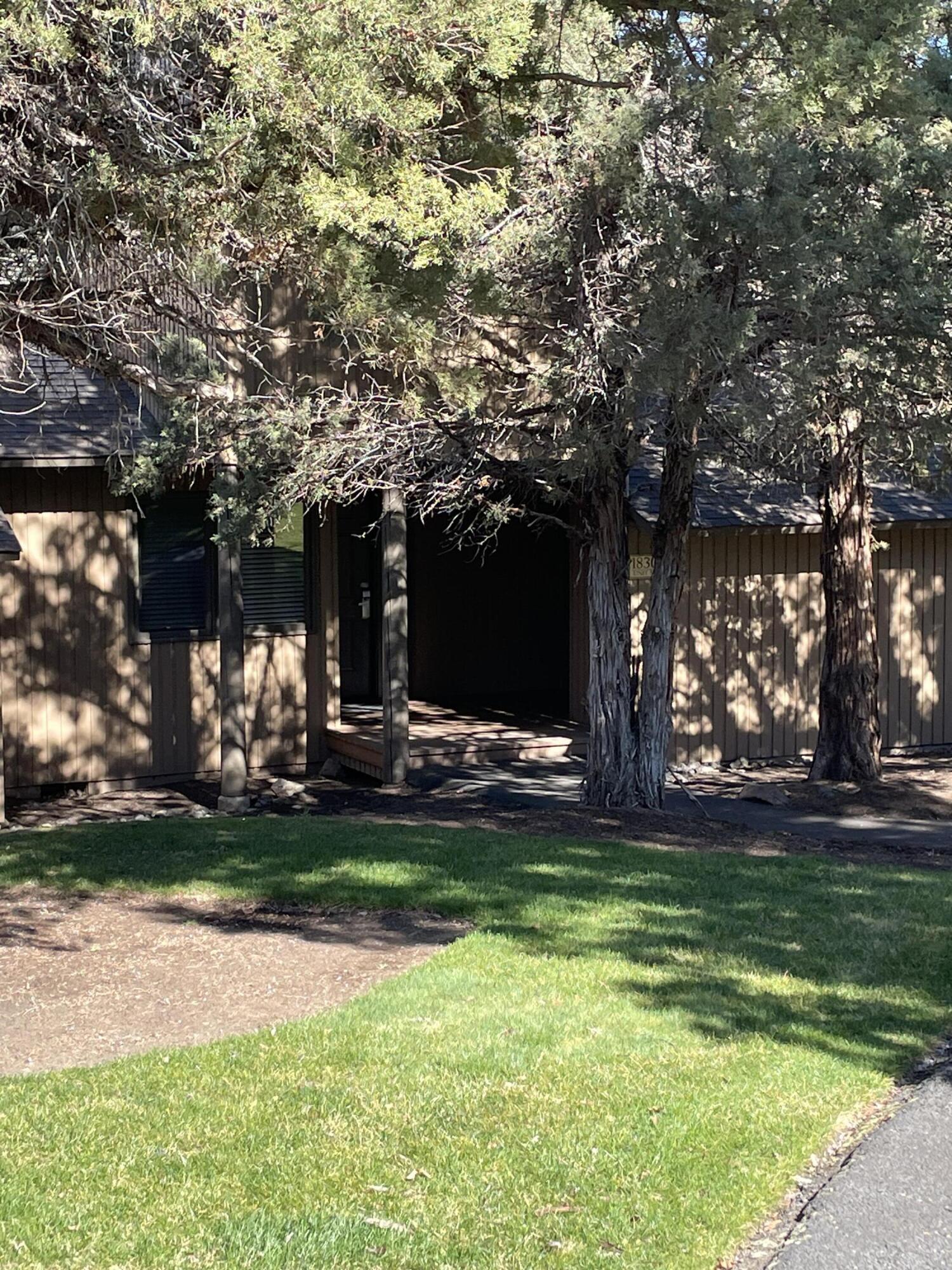 1830 Redtail Hawk Drive RV59J