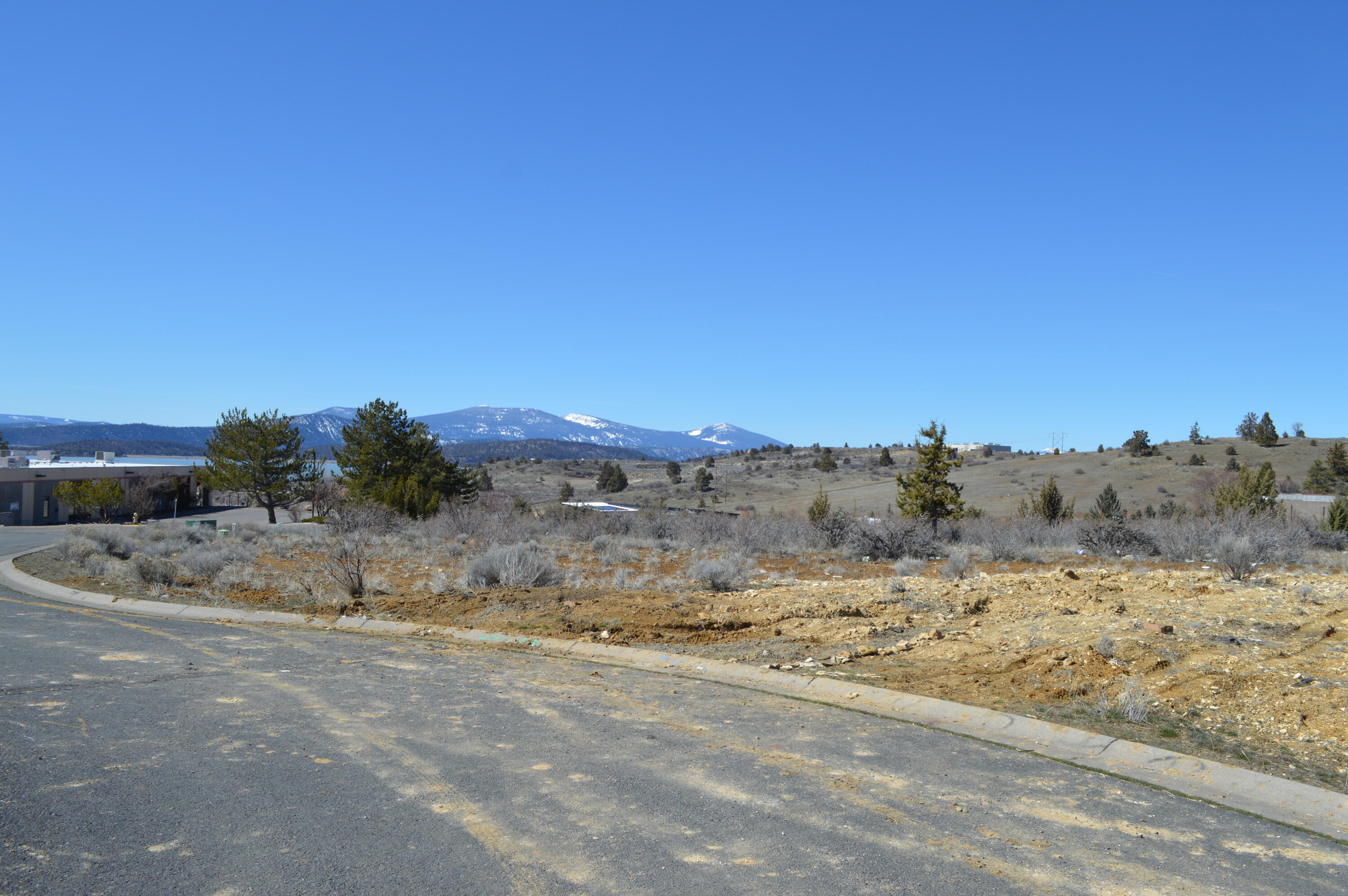 Klamath Falls -College Industrial Park - Commercial Sale