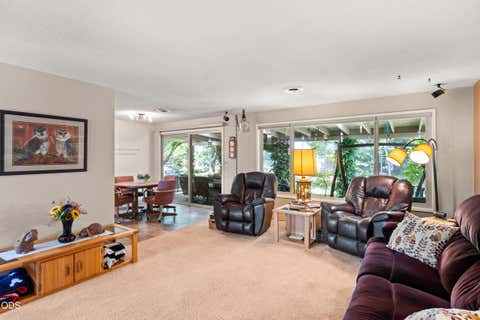 Tiny photo for 95 Donna Way, Central Point, OR 97502 (MLS # 220227293)