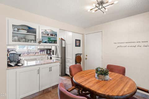 Tiny photo for 95 Donna Way, Central Point, OR 97502 (MLS # 220227293)
