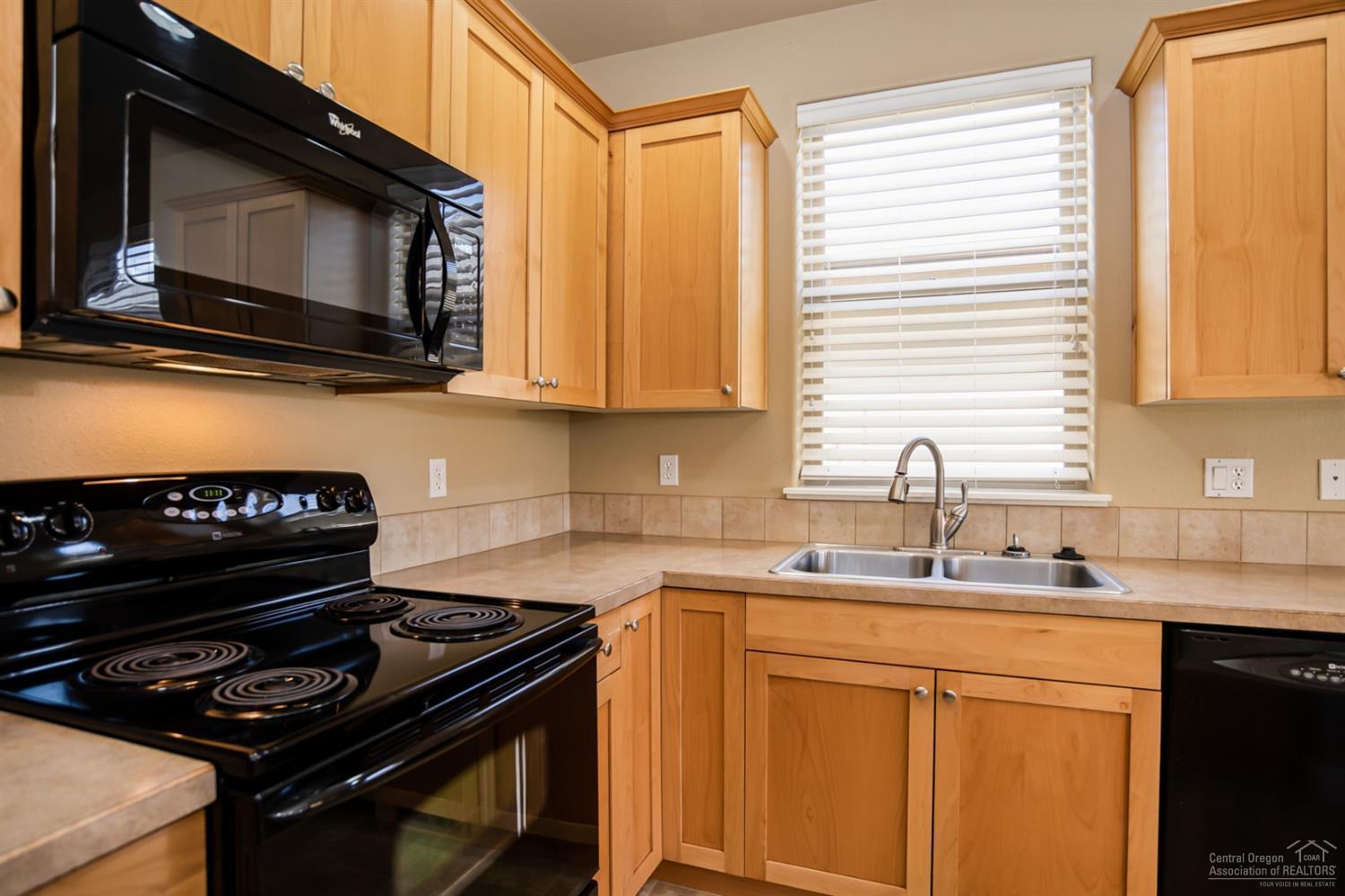 Reed Pointe - Residential