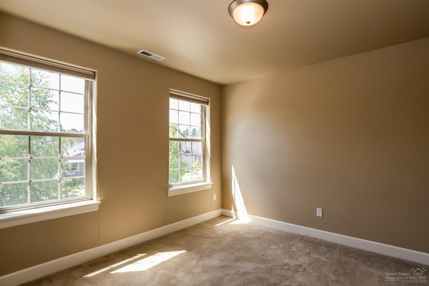 Reed Pointe - Residential