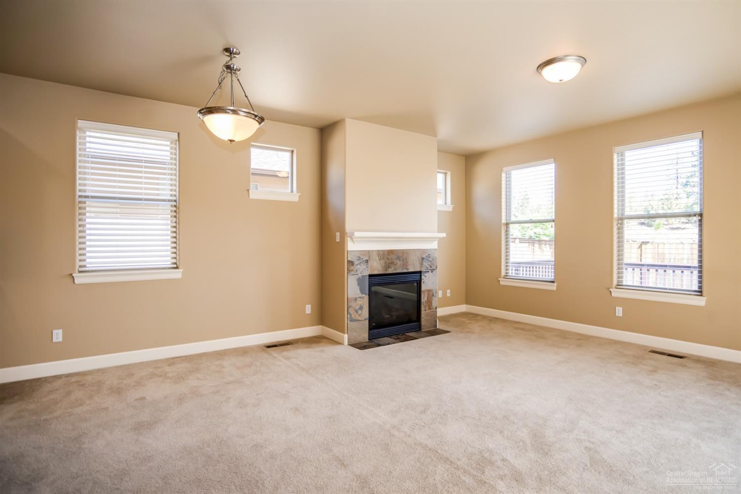 Reed Pointe - Residential