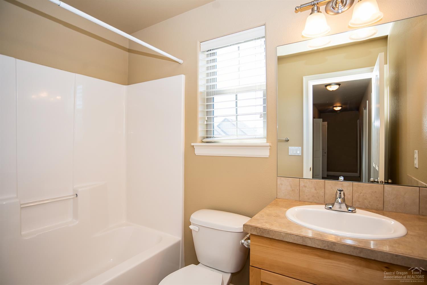 Reed Pointe - Residential