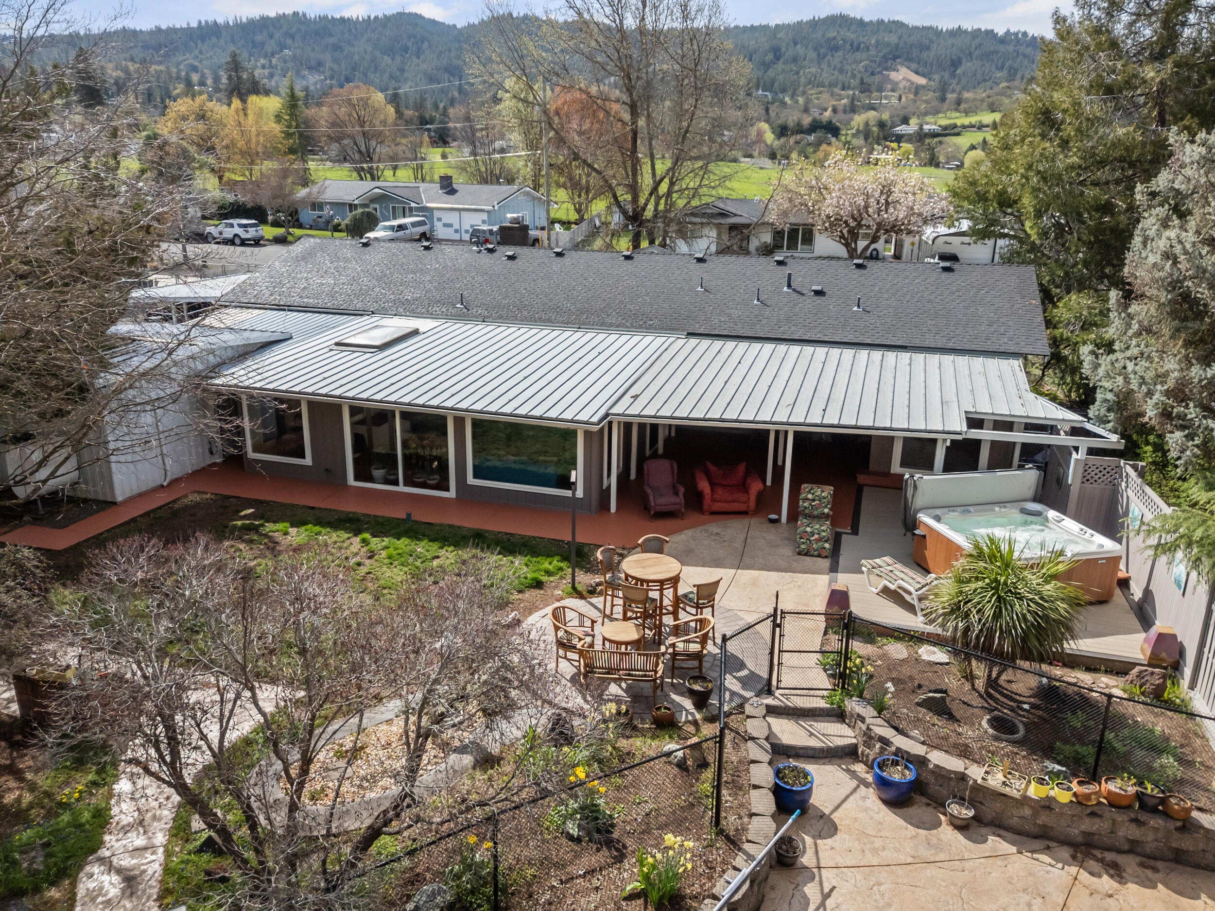 El Reina Subdivision - Residential