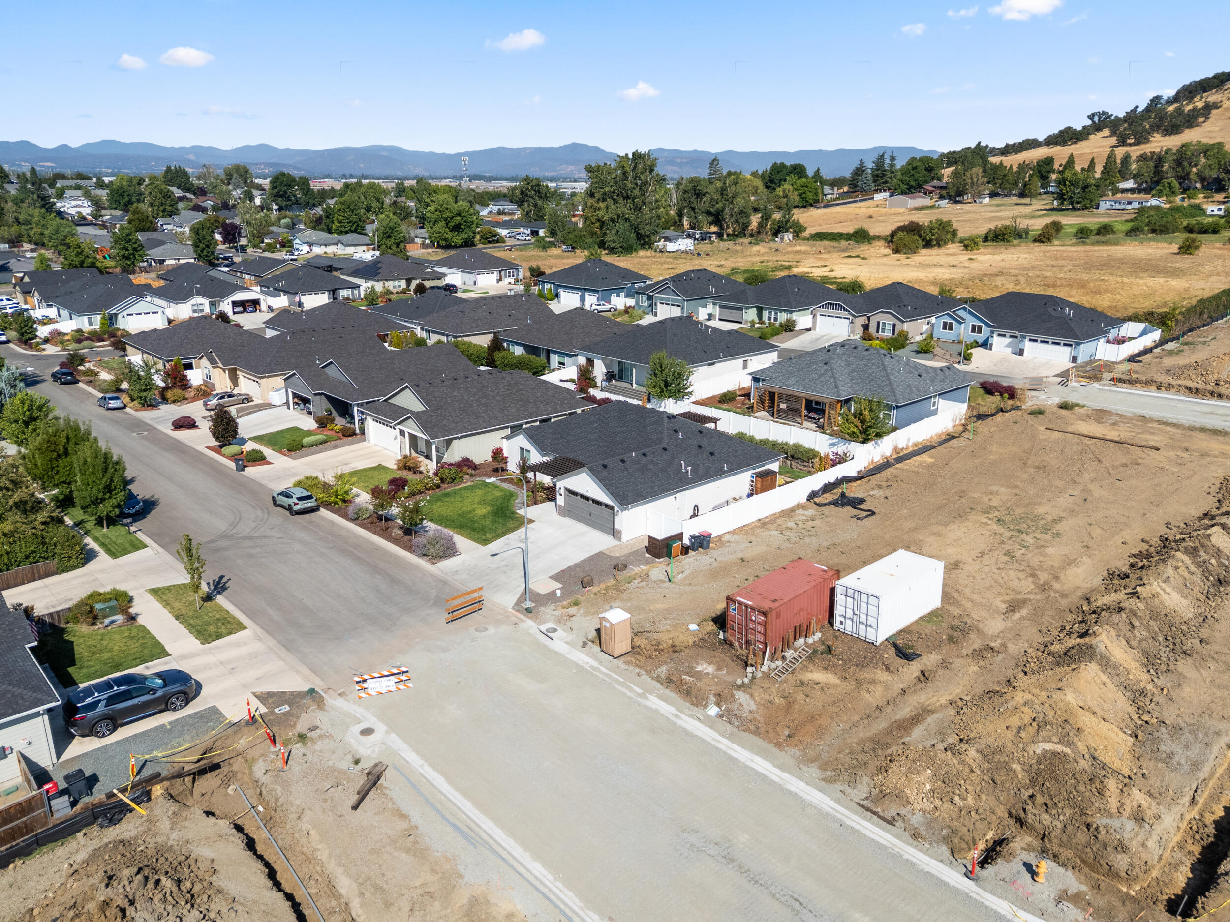 Heights At Hondeleau - Residential
