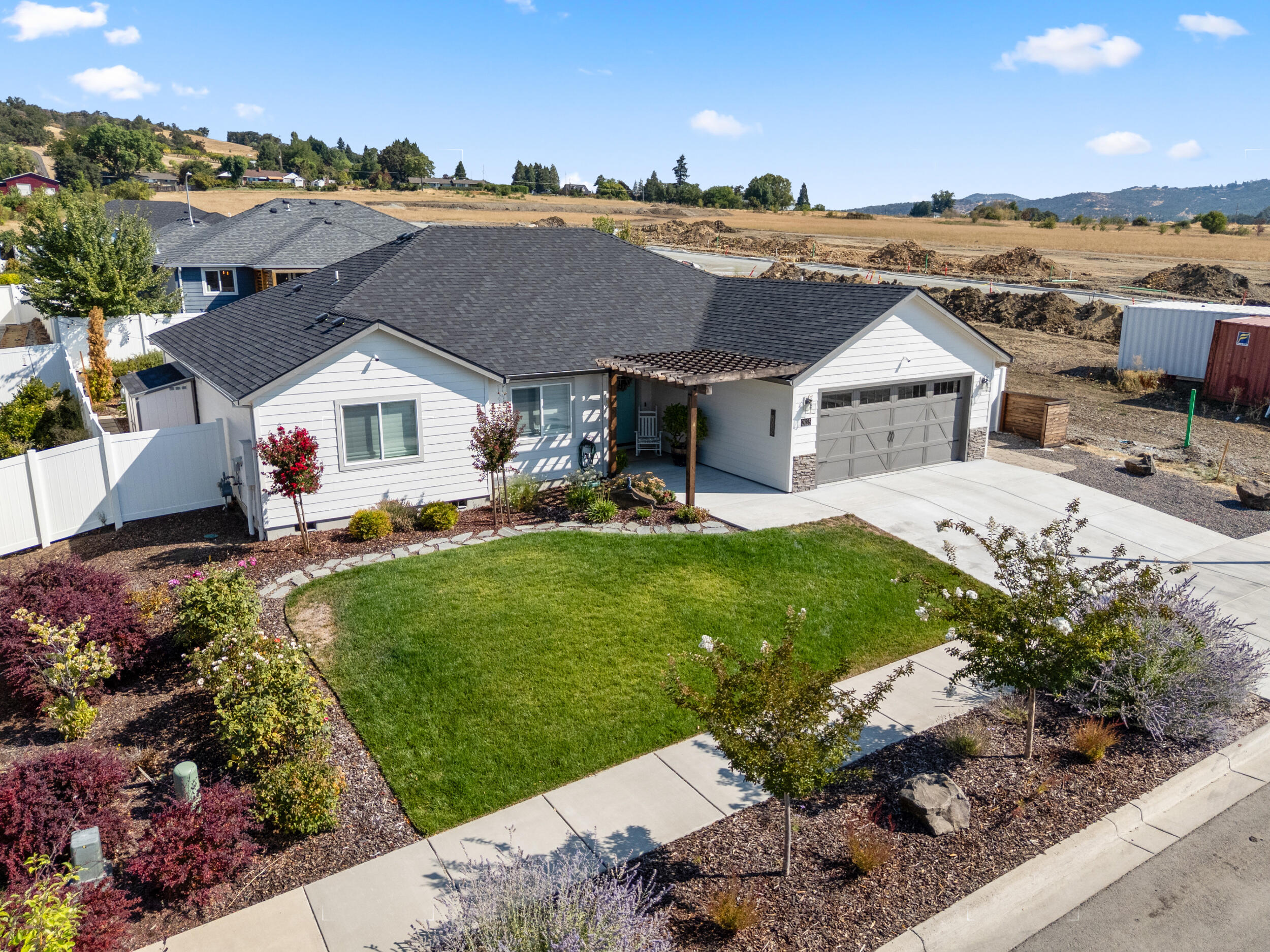 Heights At Hondeleau - Residential