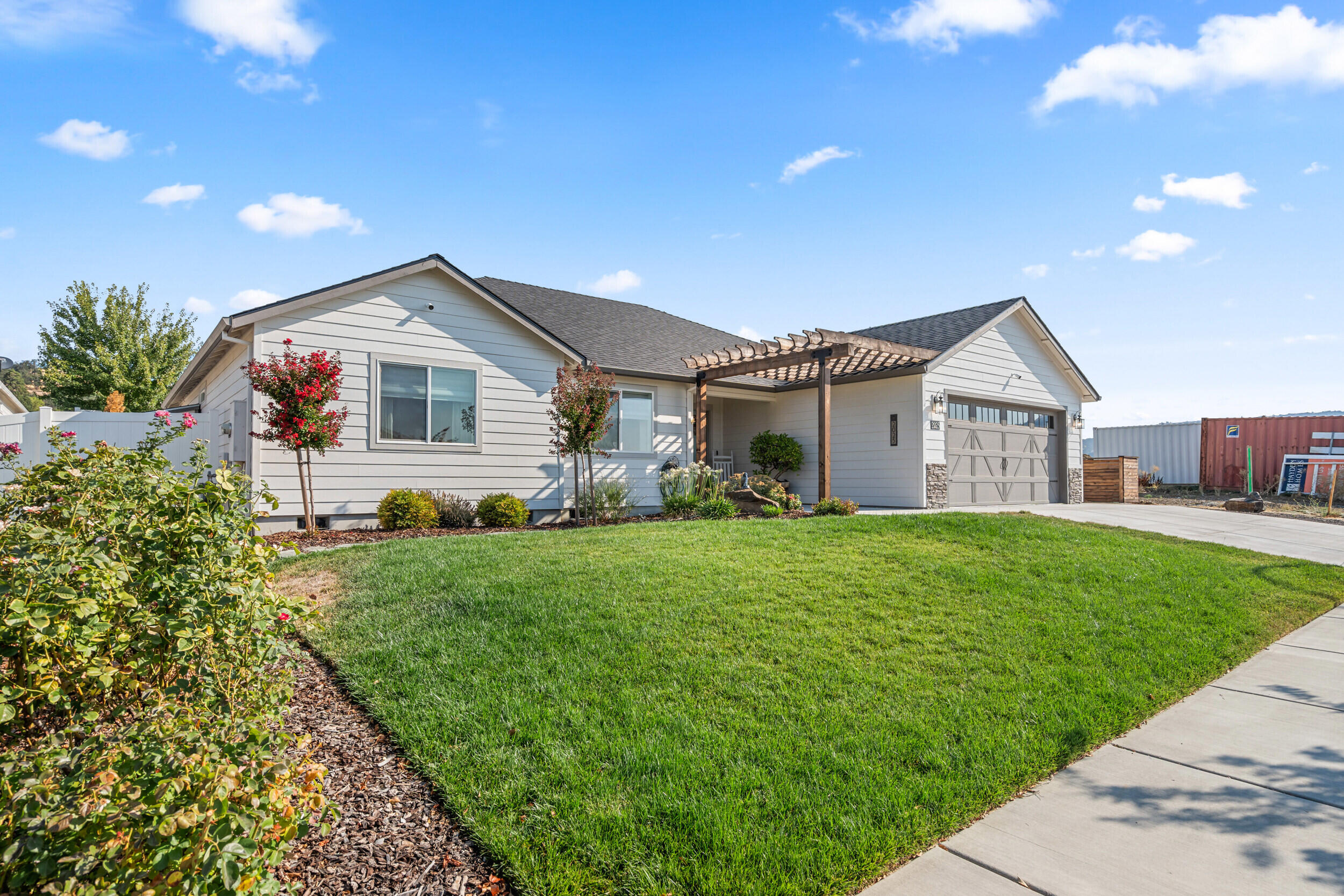 Heights At Hondeleau - Residential