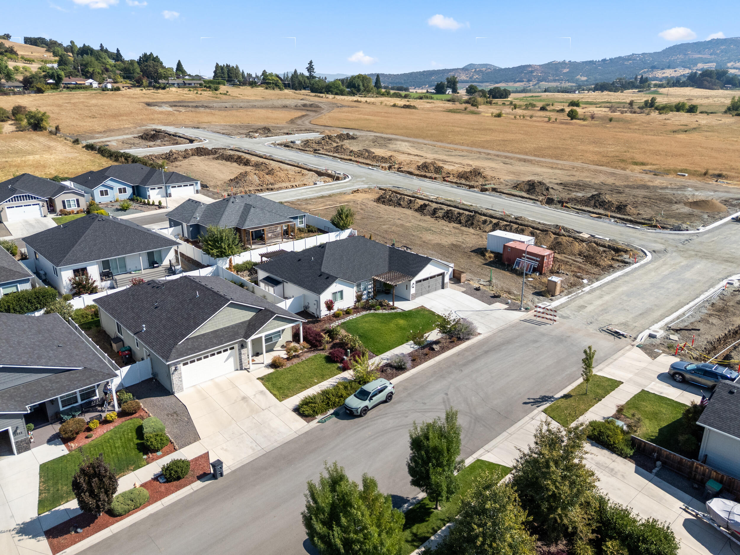 Heights At Hondeleau - Residential