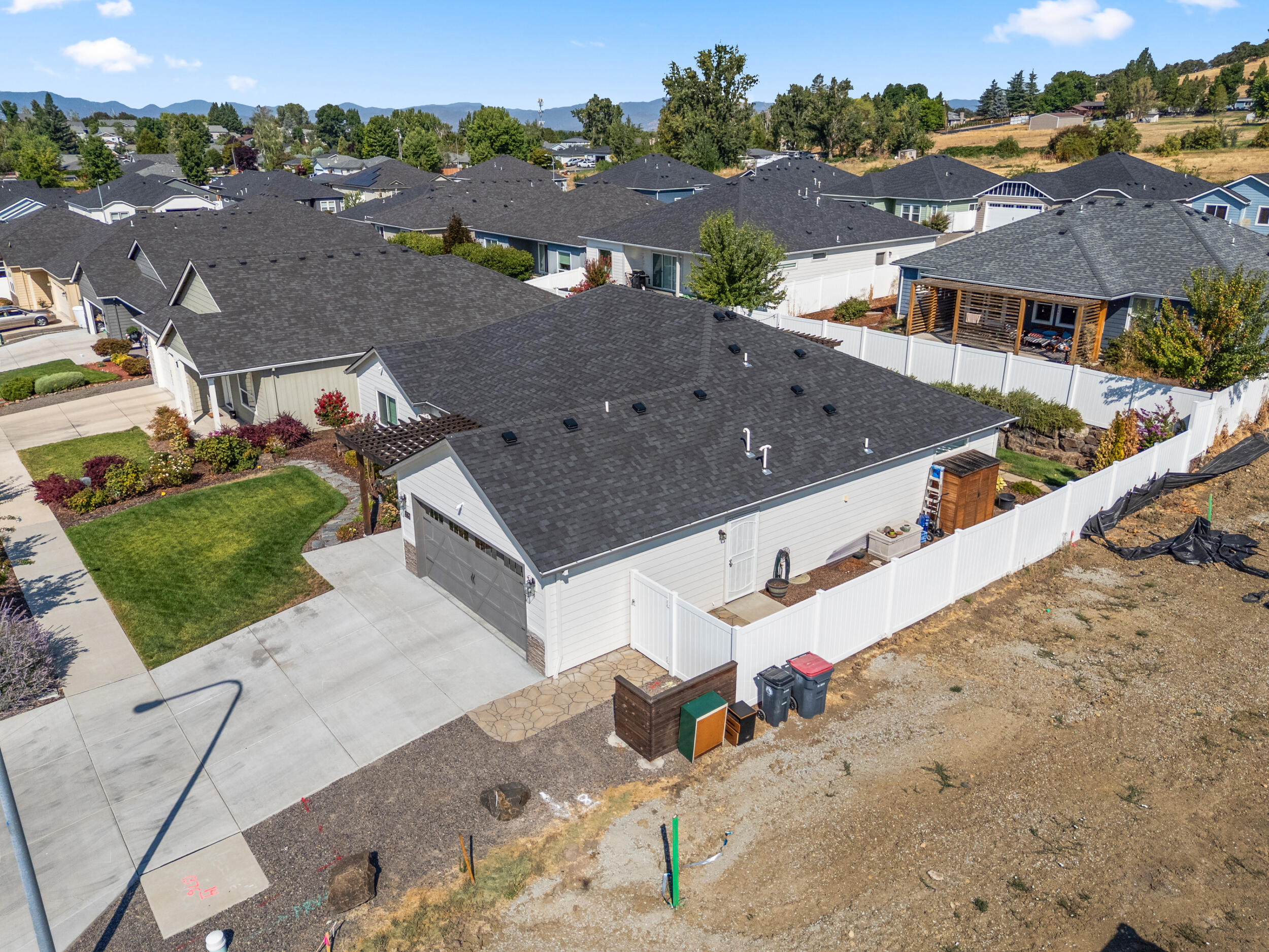 Heights At Hondeleau - Residential