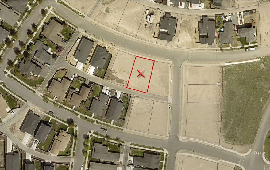 Lot for sale in the popular Ironhorse development, with access to the Barnes Butte trail system. The 6,534 square foot lot has alley access for the future garage. Great location with convenient access to schools, parks, and shopping.