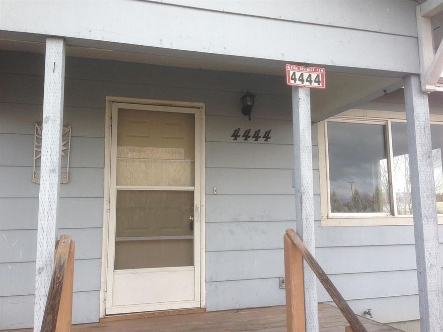 Three Bedroom With A Full Basement. Great Backyard. Covered Deck Off The Front Porch. Lots Of Tlc Needed. Bring Hammer And A Vision.please Note That The Subject Property Was Built Prior To 1978 And Lead Based Paint Potentially Exists. The 2nd Bathroom Has No Record In The County Tax Information.