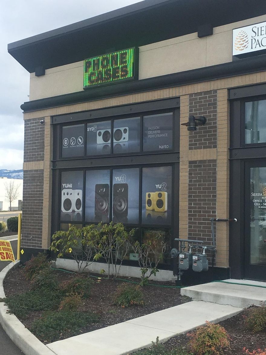 Excellent lease opportunity for this 1475 SF, Class A ground-floor space in a highly visible and easily identifiable location. Lots of parking with easy access, with high traffic count. Configured with large open work area as well as back office area, and two ADA restrooms. A great opportunity to grow your business at $2.25/SQFT/MO - nnn. The following interior items being additional leasable/purchasable items: Four (4) T.V. displays w/Software & Monitor; 16-Channel Security Cameras w/Built-in DVR & Monitor; Sound system and Receiver; Mobile Slat Wall units; Two register counters; and two (2) digital exterior signs.