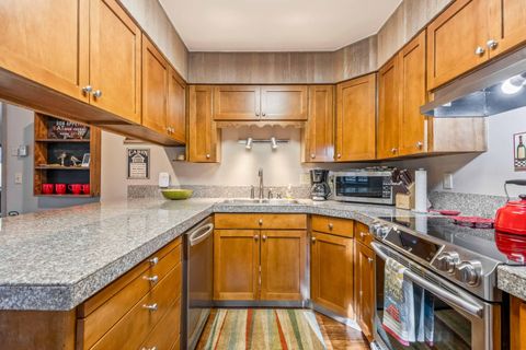 Tiny photo for 13641 Shad Bush #RR37, Black Butte Ranch, OR 97759 (MLS # 220221076)