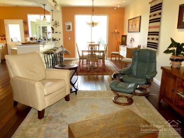 The Bluffs River Ben - Residential