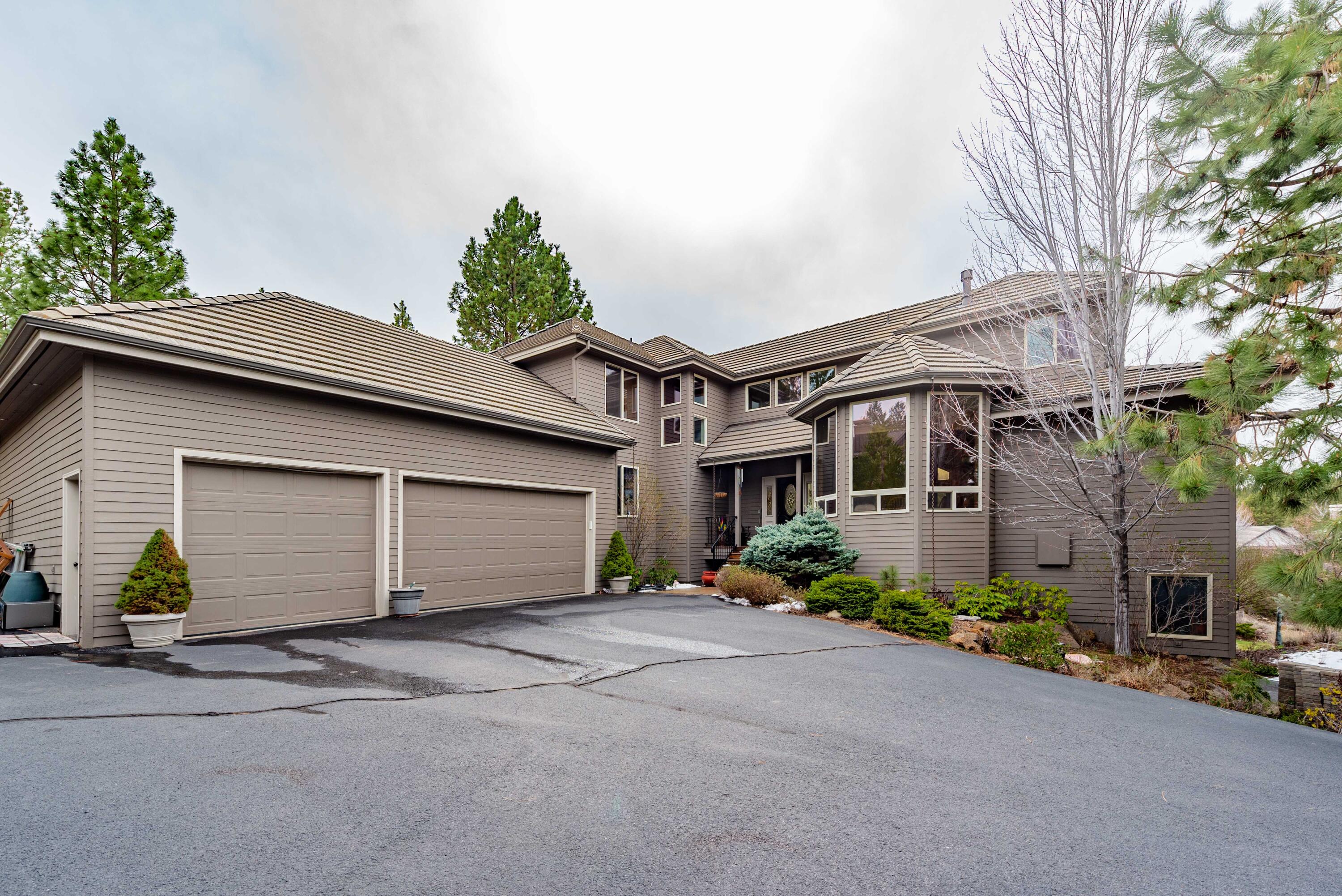 Mtn Gate - Residential